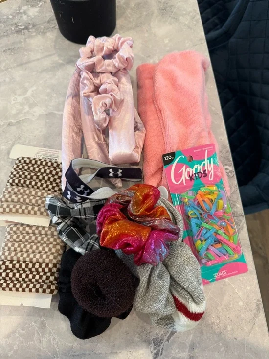 Hair Accessories Set - Picture 5 of 5